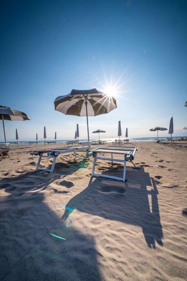 Aparthotel Sabbia & Mare à Rosolina Mare Extérieur photo